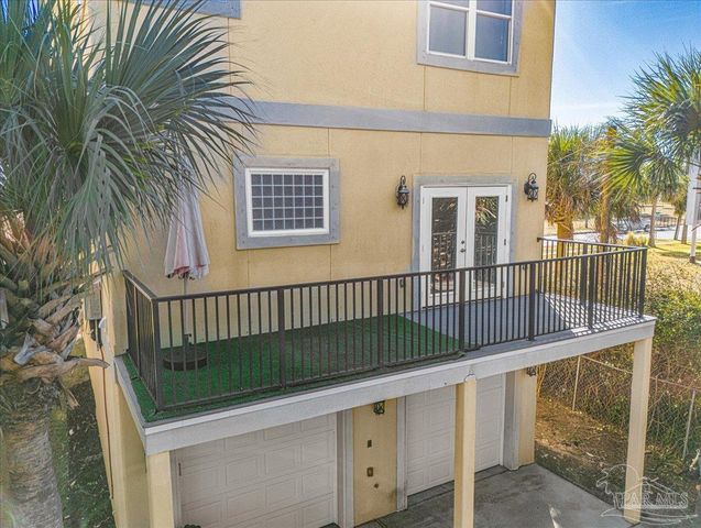 1806 Cypress St, Pensacola, FL 32502