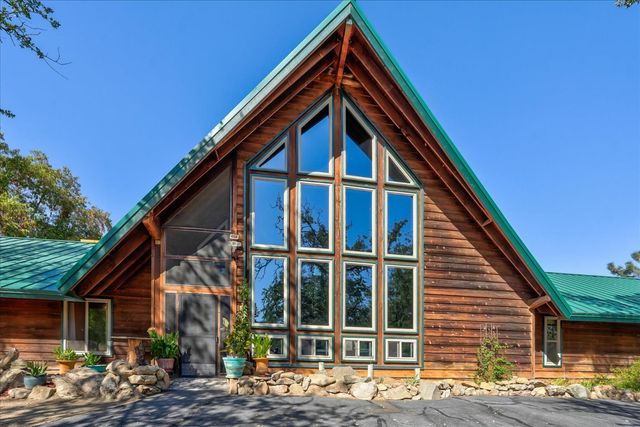 31331 Hogans Mountain Road, Coarsegold, CA 93614