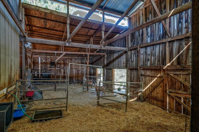 31331 Hogans Mountain Road, Coarsegold, CA 93614