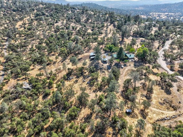 31331 Hogans Mountain Road, Coarsegold, CA 93614