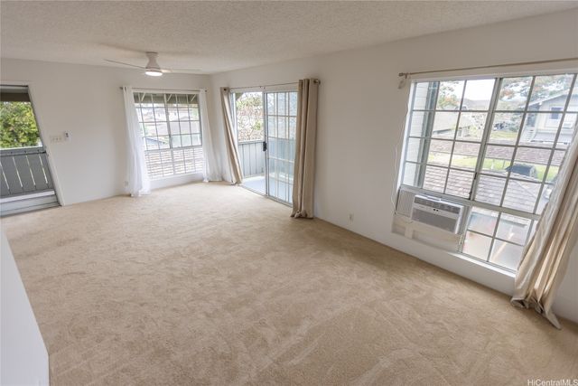 94-1420 Welina Loop W12, Waipahu, HI 96797