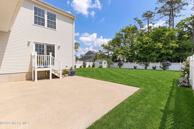 821 Bunnell Street, Lanoka Harbor, NJ 08734