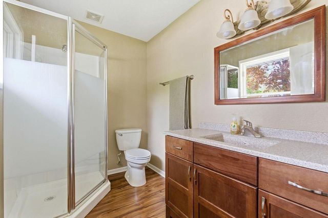 1004 Newhall AVENUE, Waukesha, WI 53186