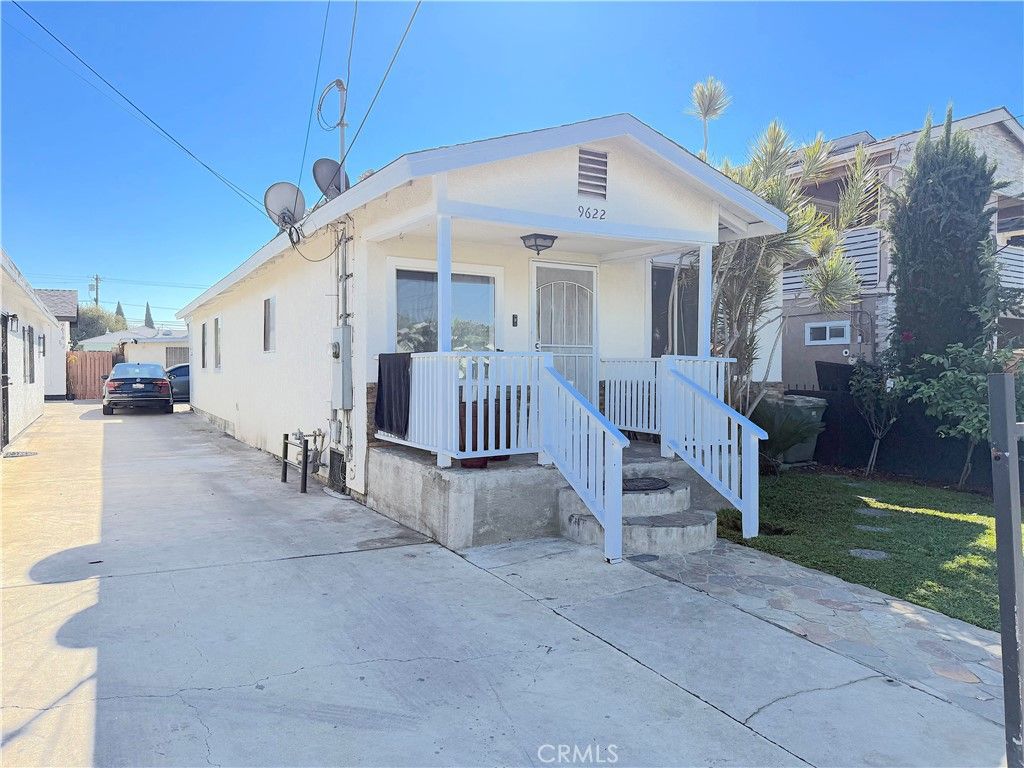 Image 1 of property listing at 9622 Evers, Los Angeles, CA 90002