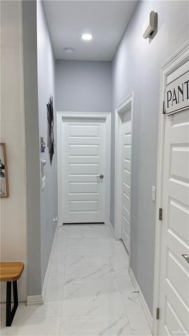 2112 Ginger Avenue, Weslaco, TX 78596