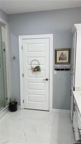 2112 Ginger Avenue, Weslaco, TX 78596