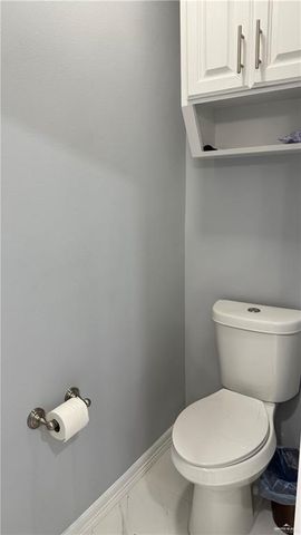 2112 Ginger Avenue, Weslaco, TX 78596