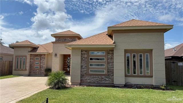 2112 Ginger Avenue, Weslaco, TX 78596