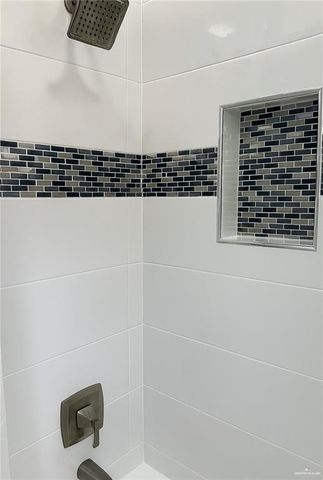 2112 Ginger Avenue, Weslaco, TX 78596