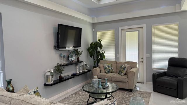 2112 Ginger Avenue, Weslaco, TX 78596