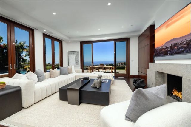 9 Sailcrest, Newport Coast, CA 92657