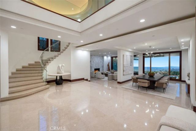 9 Sailcrest, Newport Coast, CA 92657