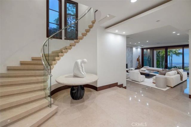 9 Sailcrest, Newport Coast, CA 92657