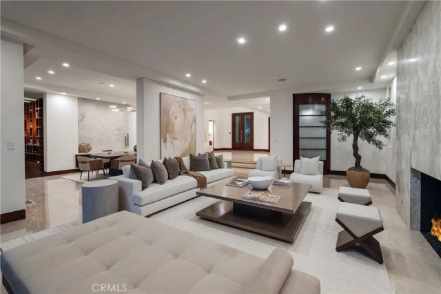 9 Sailcrest, Newport Coast, CA 92657