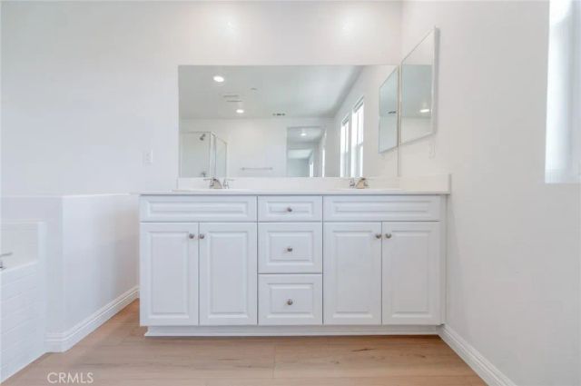 2834 E Murdock, Ontario, CA 91762