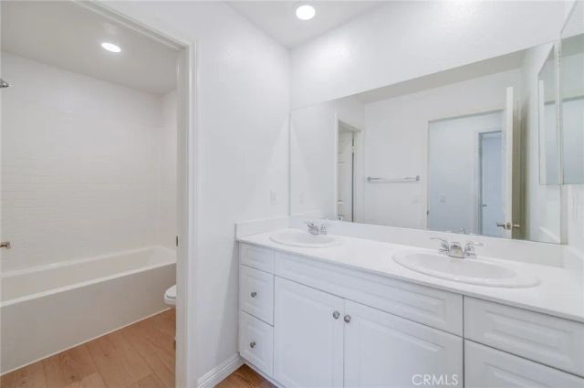 2834 E Murdock, Ontario, CA 91762