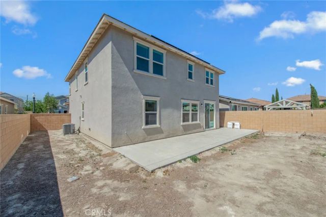 2834 E Murdock, Ontario, CA 91762