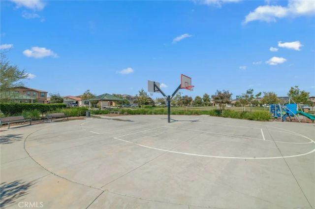 2834 E Murdock, Ontario, CA 91762