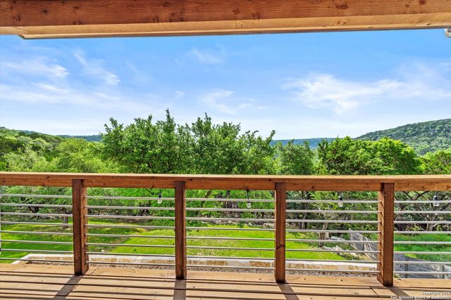 537 Dusty Saddle, Canyon Lake, TX 78133