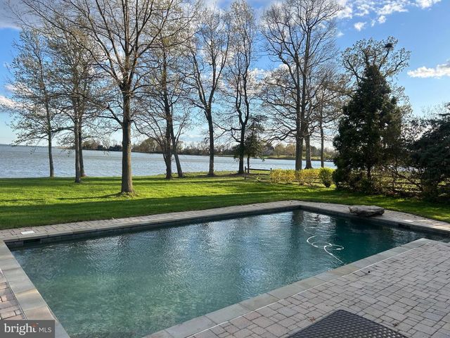 137 TANNERS POINT DR, Stevensville, MD 21666