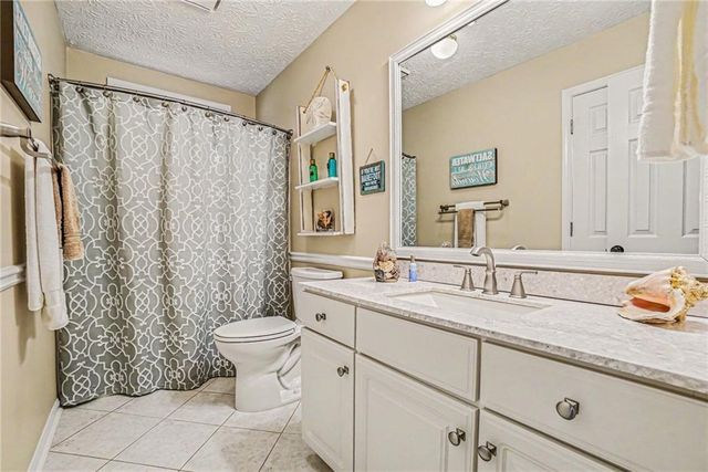 6008 Woodcreek Drive, Woodstock, GA 30188