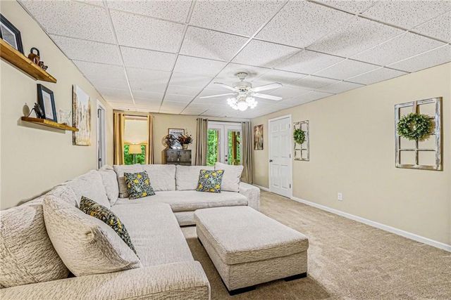 6008 Woodcreek Drive, Woodstock, GA 30188