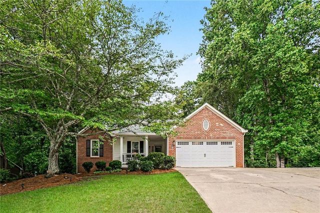 6008 Woodcreek Drive, Woodstock, GA 30188