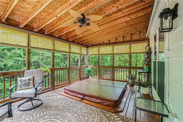 6008 Woodcreek Drive, Woodstock, GA 30188