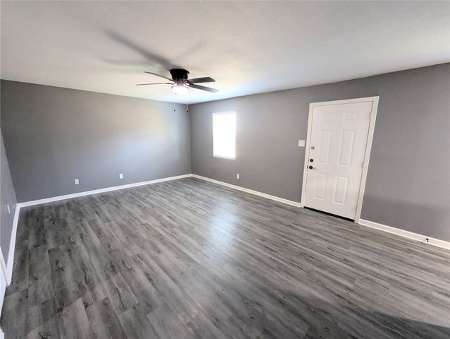 2015 Rosalee Street 1, La Marque, TX 77568