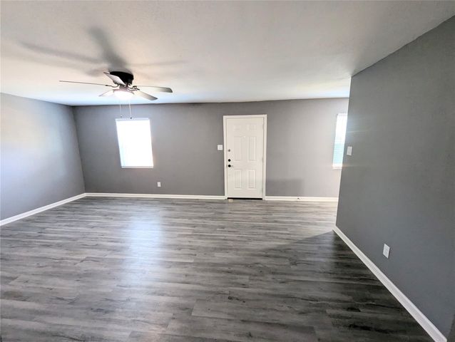 2015 Rosalee Street 1, La Marque, TX 77568