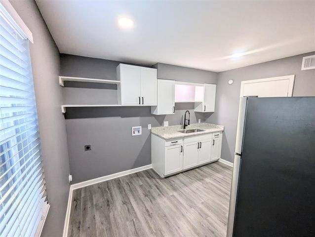 2015 Rosalee Street 1, La Marque, TX 77568