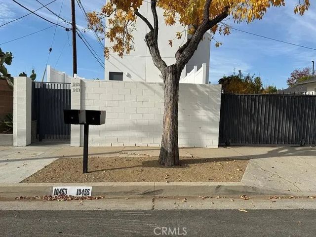 10455 Etiwanda Avenue, Porter Ranch, CA 91326