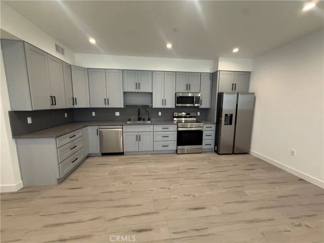 10455 Etiwanda Avenue, Porter Ranch, CA 91326