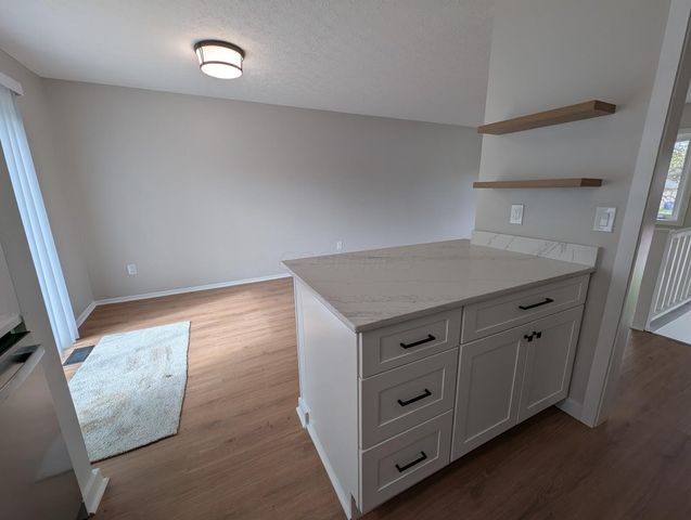 3815 Petzinger Road, Columbus, OH 43232