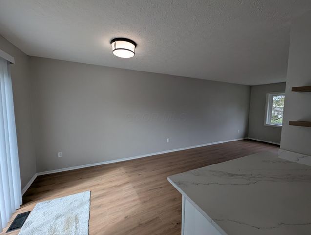 3815 Petzinger Road, Columbus, OH 43232