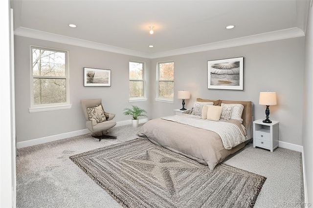 486 Green Hill Lane, Lake Orion Village, MI 48360