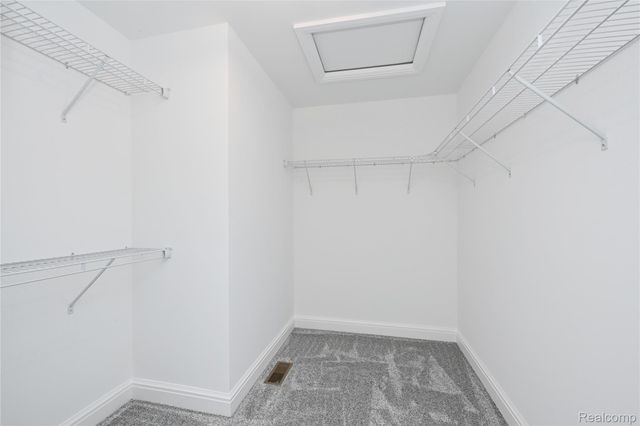 486 Green Hill Lane, Lake Orion Village, MI 48360