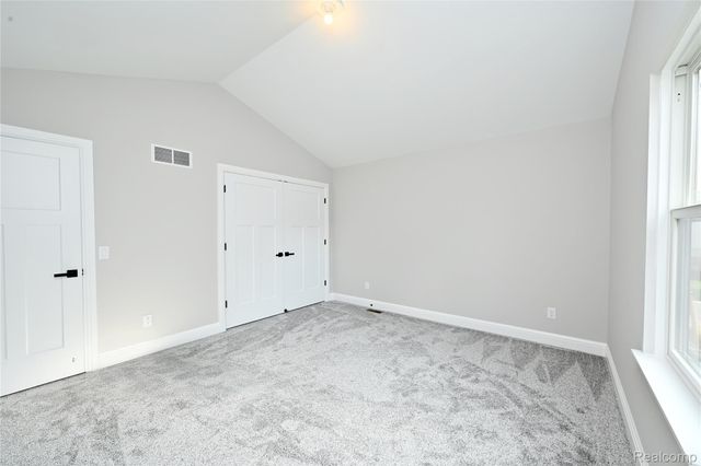 486 Green Hill Lane, Lake Orion Village, MI 48360