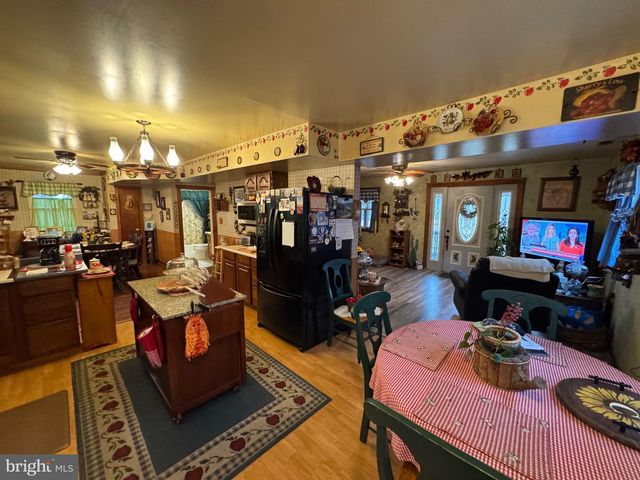 3077 LEXINGTON AVE, Millville, NJ 08332