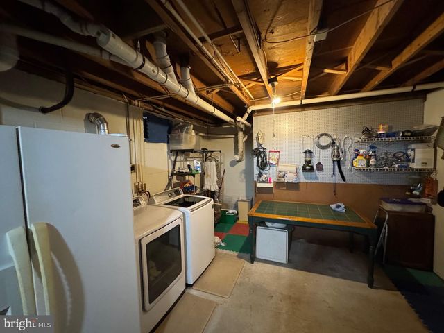 3077 LEXINGTON AVE, Millville, NJ 08332