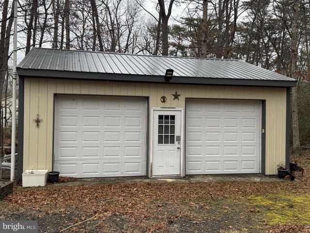 3077 LEXINGTON AVE, Millville, NJ 08332