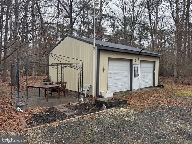 3077 LEXINGTON AVE, Millville, NJ 08332