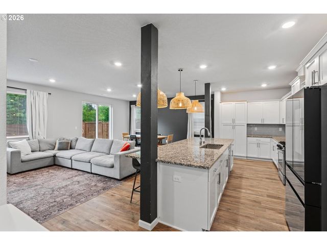 11509 Ne 138TH Ave, Brush Prairie, WA 98606