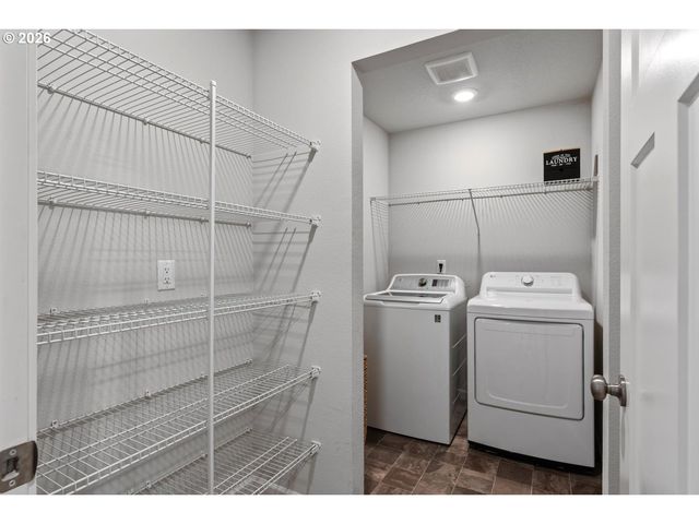11509 Ne 138TH Ave, Brush Prairie, WA 98606