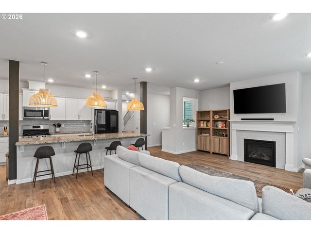 11509 Ne 138TH Ave, Brush Prairie, WA 98606