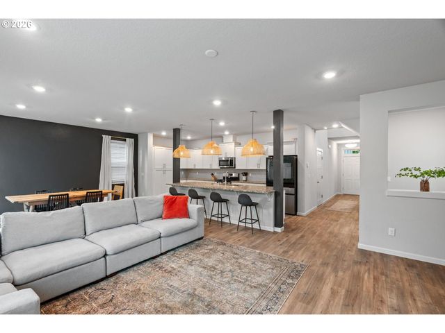 11509 Ne 138TH Ave, Brush Prairie, WA 98606