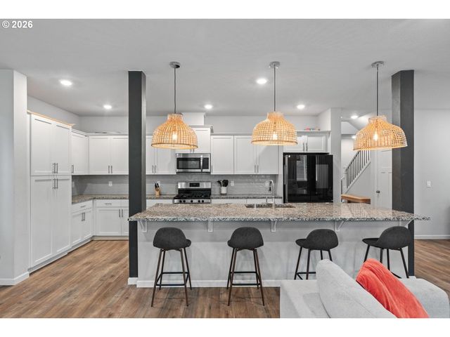 11509 Ne 138TH Ave, Brush Prairie, WA 98606