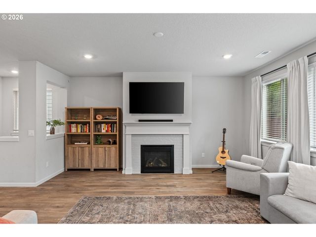 11509 Ne 138TH Ave, Brush Prairie, WA 98606