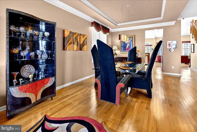 38 EDGEMERE DRIVE, Kendall Park, NJ 08824