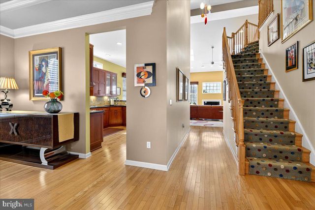 38 EDGEMERE DRIVE, Kendall Park, NJ 08824